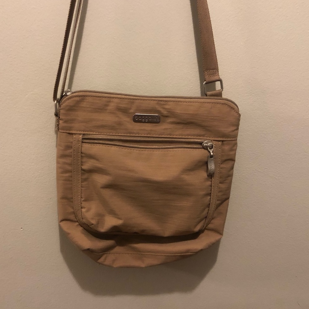 Baggallini Purse!